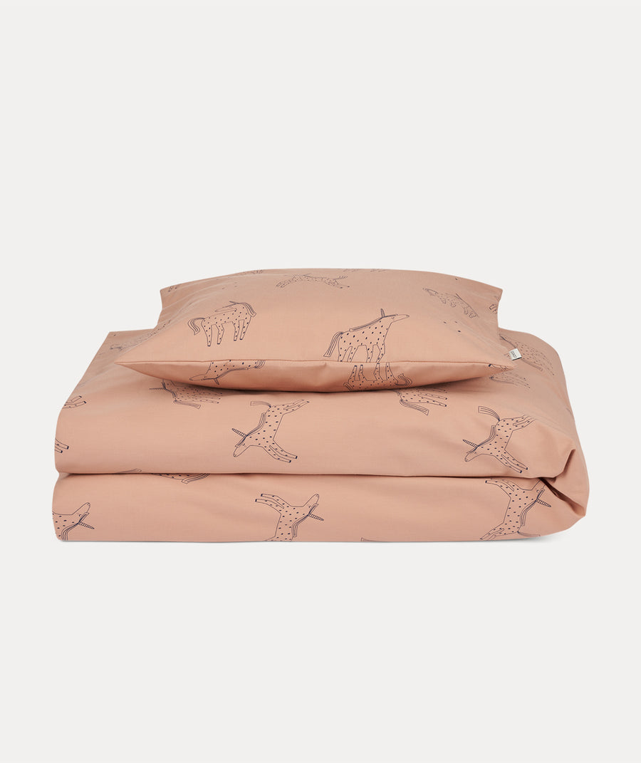 Ingeborg Junior Printed Bedding - Unicorn / Pale Tuscany