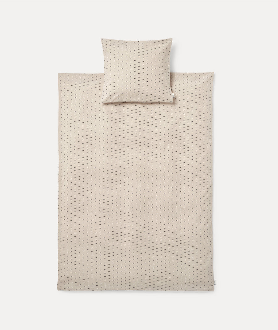 Ingeborg Junior Printed Bedding - Double Dot / Silver Lining