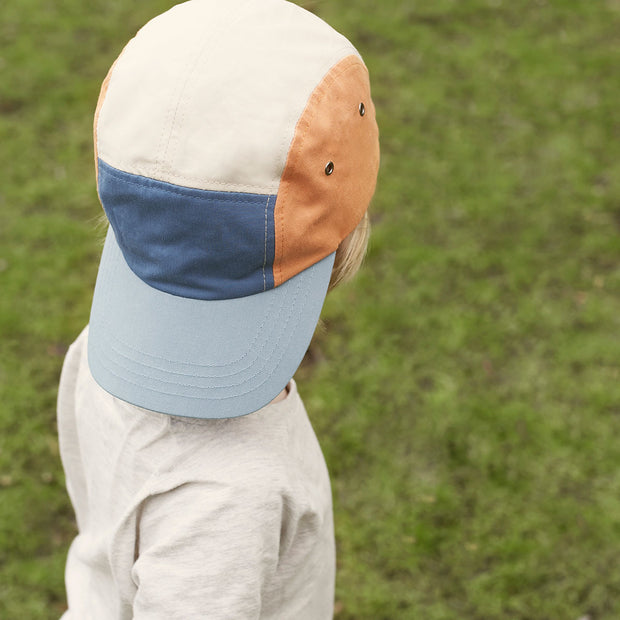 KIDLY Label Colour Block Cap The Unexpected